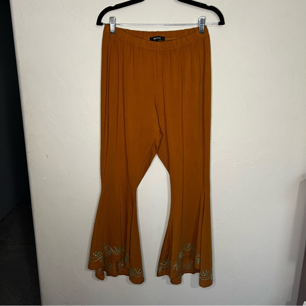 Yak N Yeti Rust Orange Pull On Boho Bell Bottom Flare Asymetrical Hem Pants - Picture 2 of 9